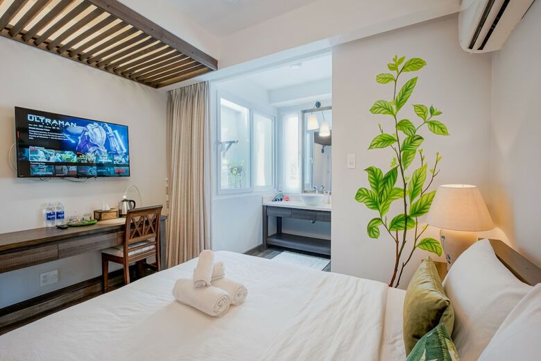 Hotel Mira Moon