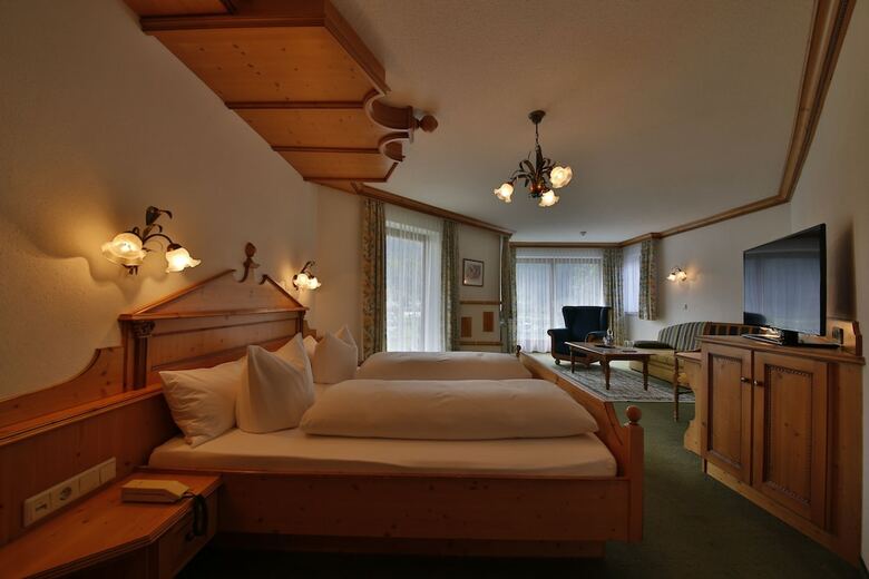 Hotel Romantik Resort & Spa - Der Laterndl Hof