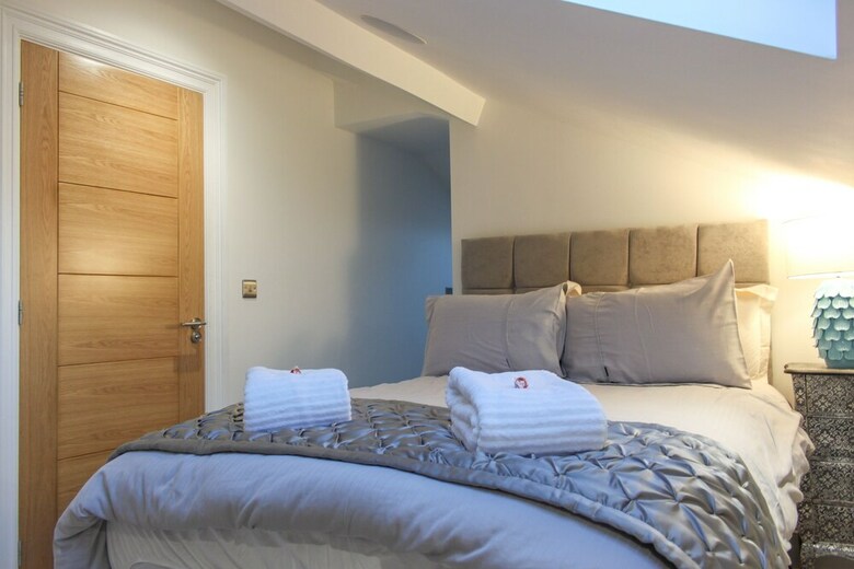 Hanover House Apartments