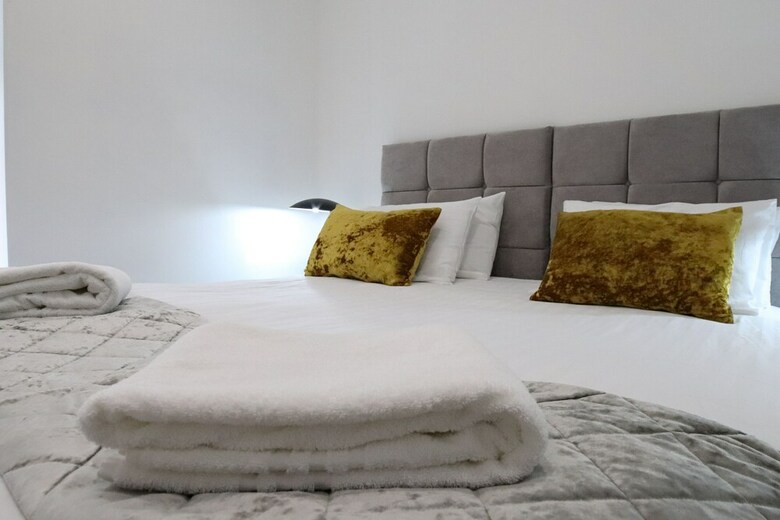 Hanover House Apartments