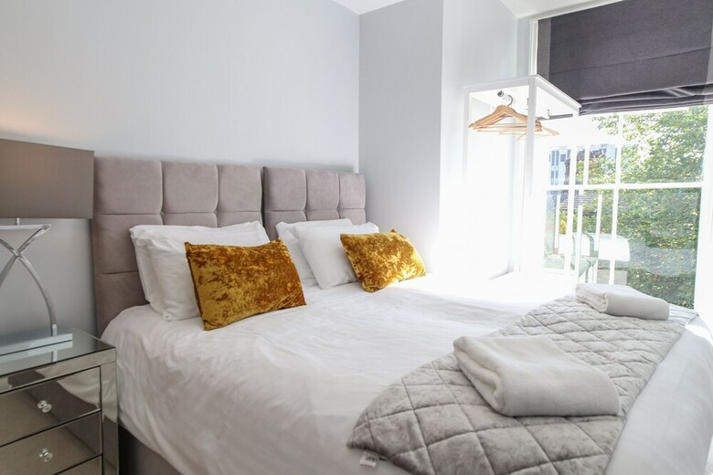 Hanover House Apartments