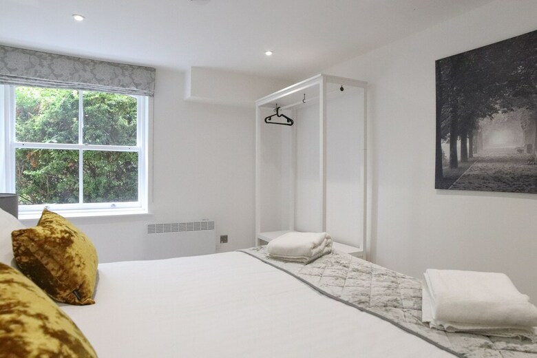 Hanover House Apartments