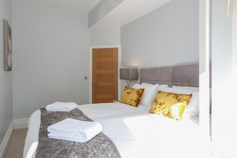 Hanover House Apartments