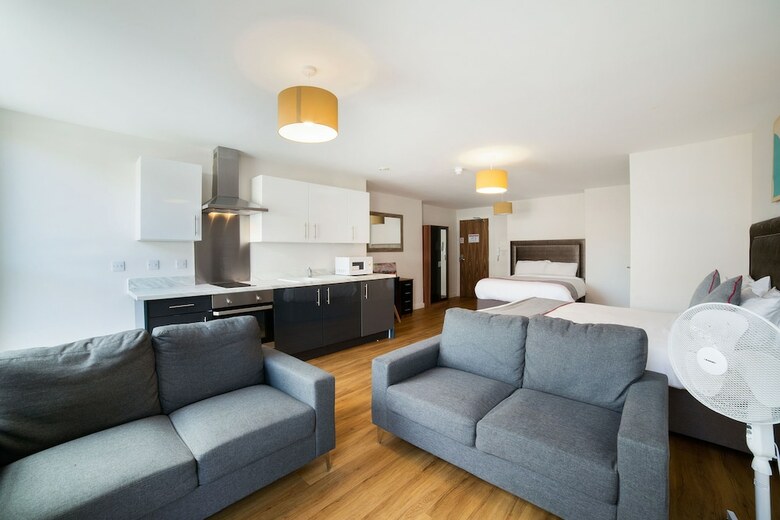 Oyo Vincent Apartments