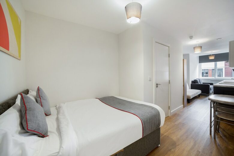 Oyo Vincent Apartments