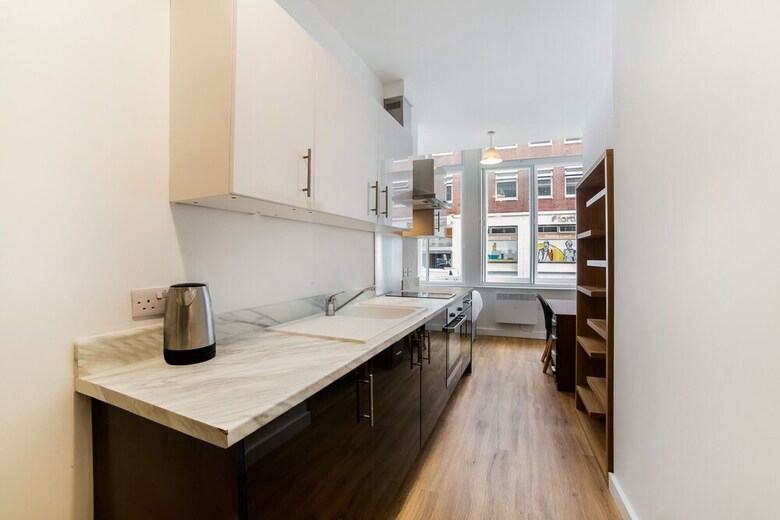 Oyo Vincent Apartments