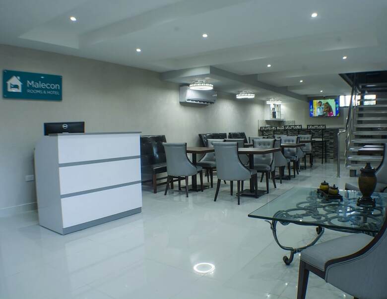 Apartamentos Malecon Rooms & Hotel