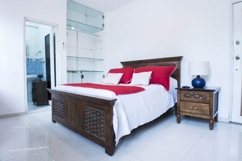 Apartamentos Malecon Rooms & Hotel