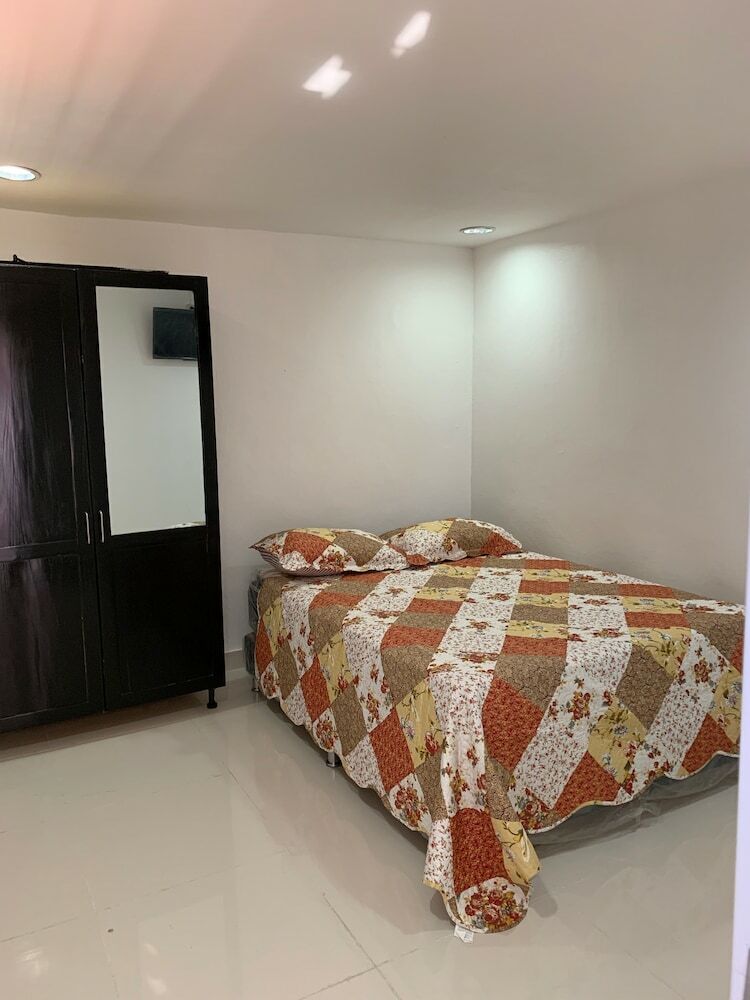 Apartamentos Malecon Rooms & Hotel