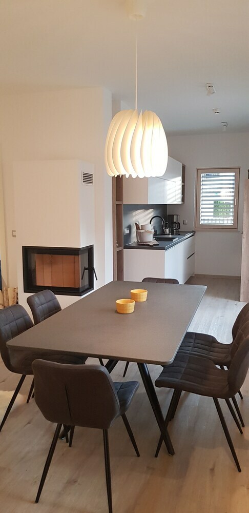 House Mojca - Apartments Lena