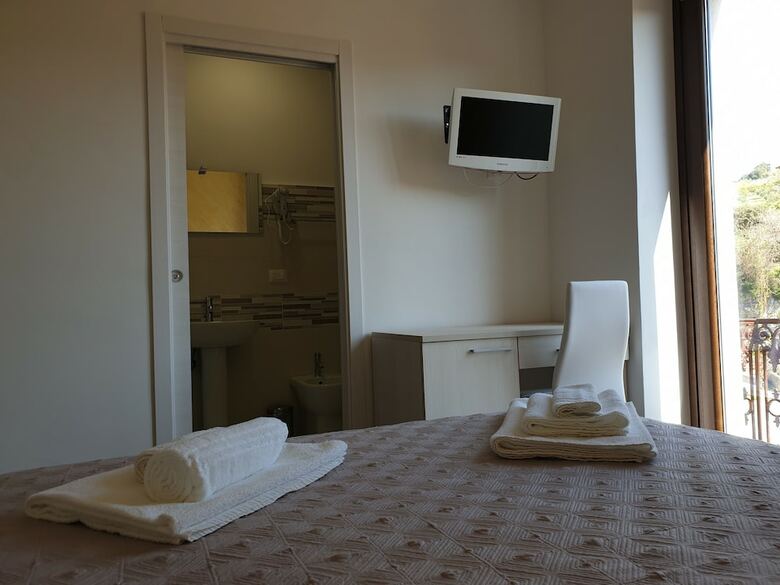 Hotel Gi� Rooms