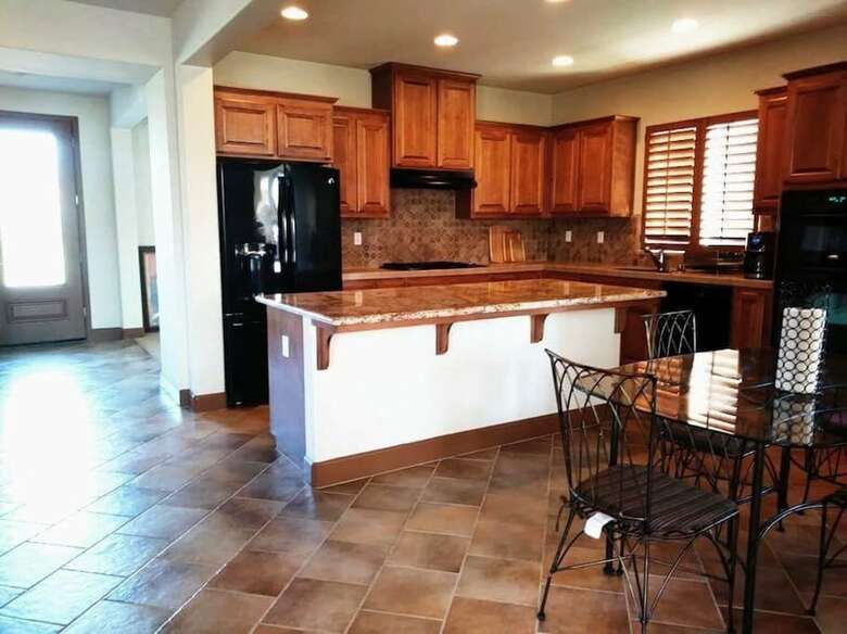 Luxury Custom Home In Oakdale Parkview