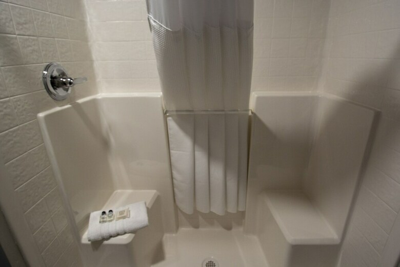 Americana Modern Hotel