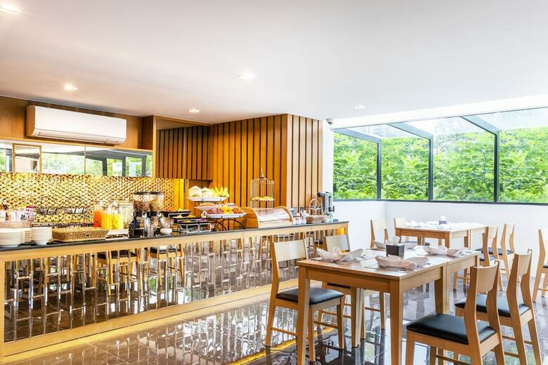 Hotel Grand Sala Thai