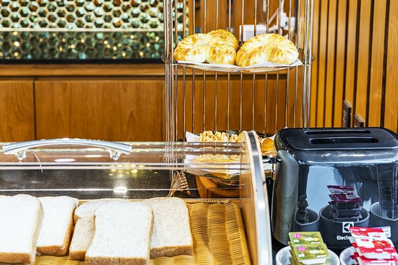 Hotel Grand Sala Thai
