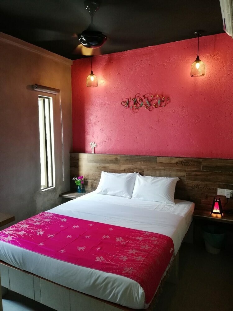 Home Rest Hotel