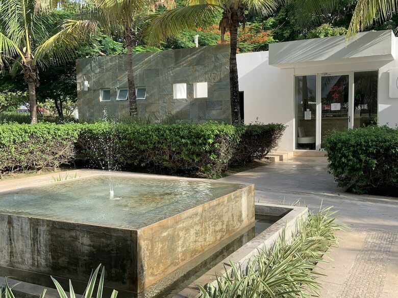 Hotel Town Center Paradise In Playa Blanca