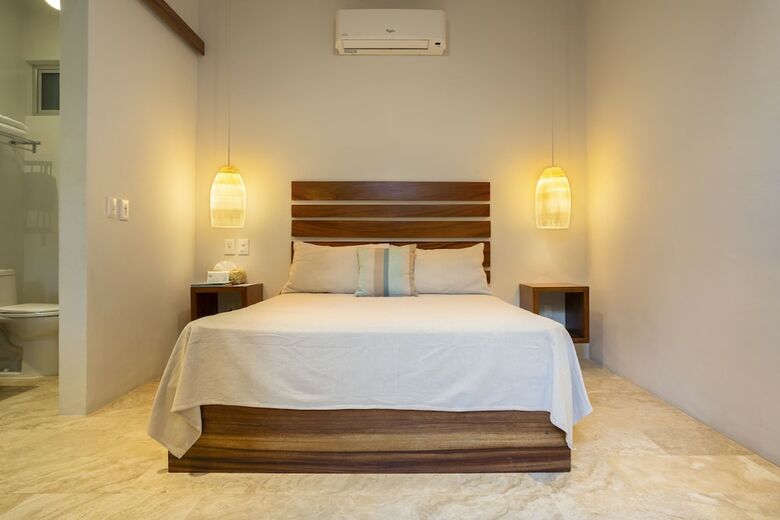 Hotel Anjali Casa Divina