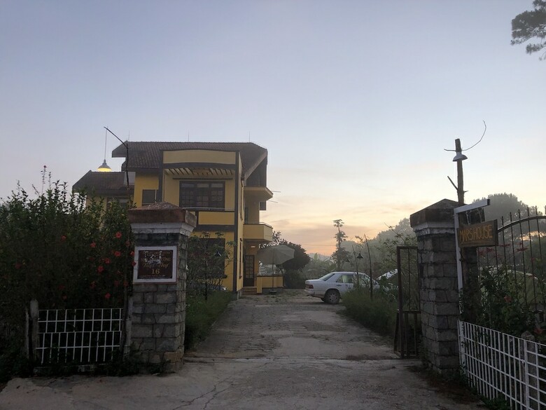 Hotel Mars House Homestay