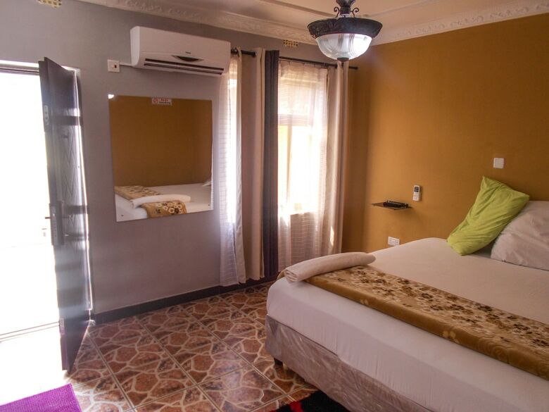 Hotel Shamrock Lodge