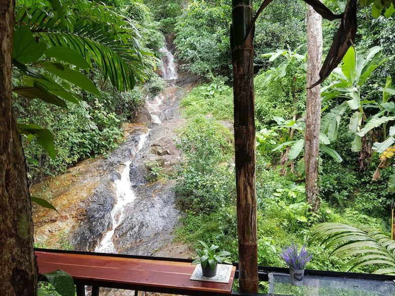 Hotel Nua Tone Resort & Cafe
