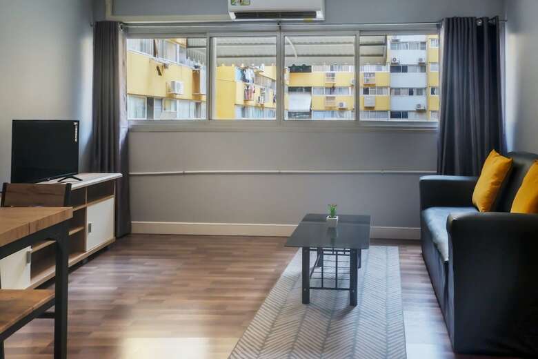 Hotel Bangkok Impact Popular Comdominium