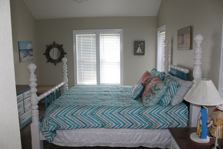 Sandbar Bed & Breakfast