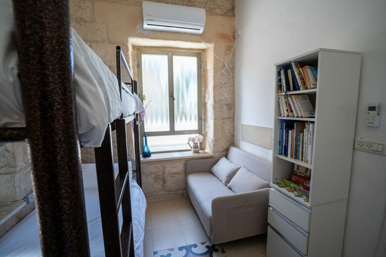 Hotel Jerusalem Home
