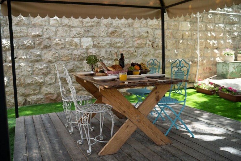Hotel Jerusalem Home
