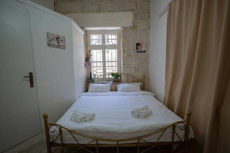 Hotel Jerusalem Home