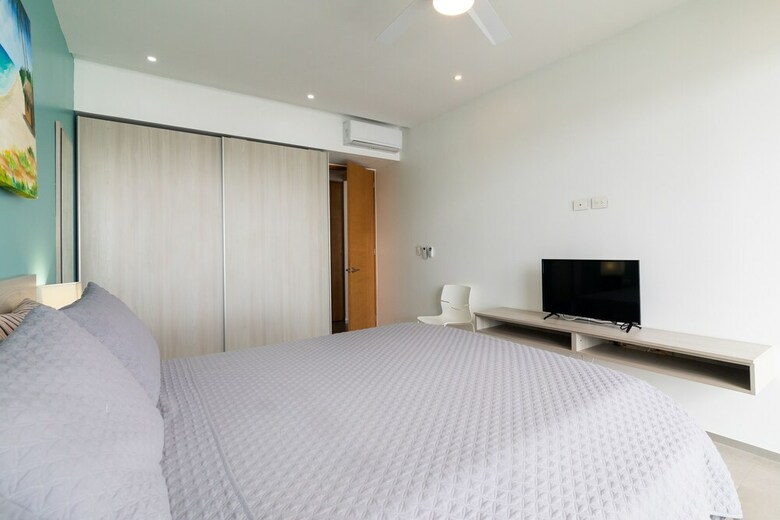 The City Condos By Playa Paradise