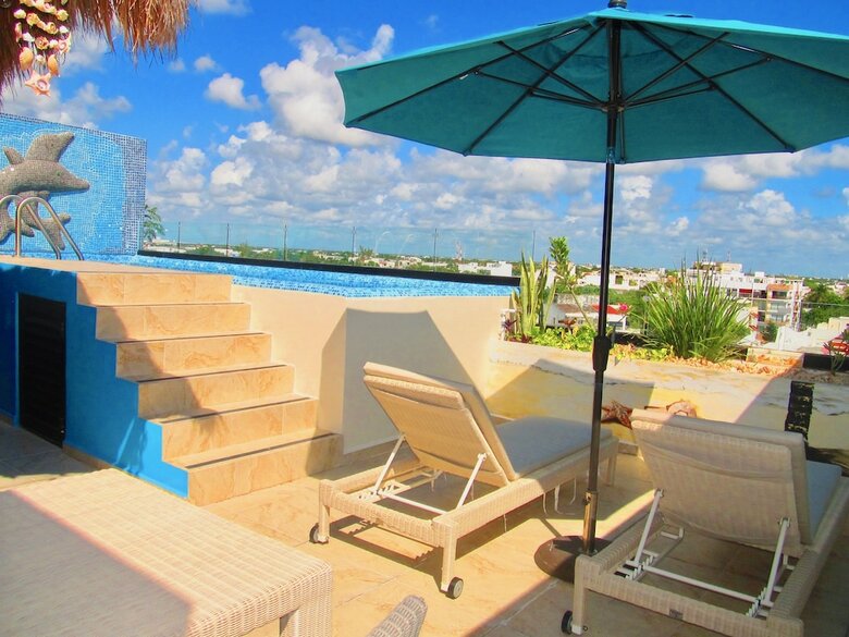 The City Condos By Playa Paradise