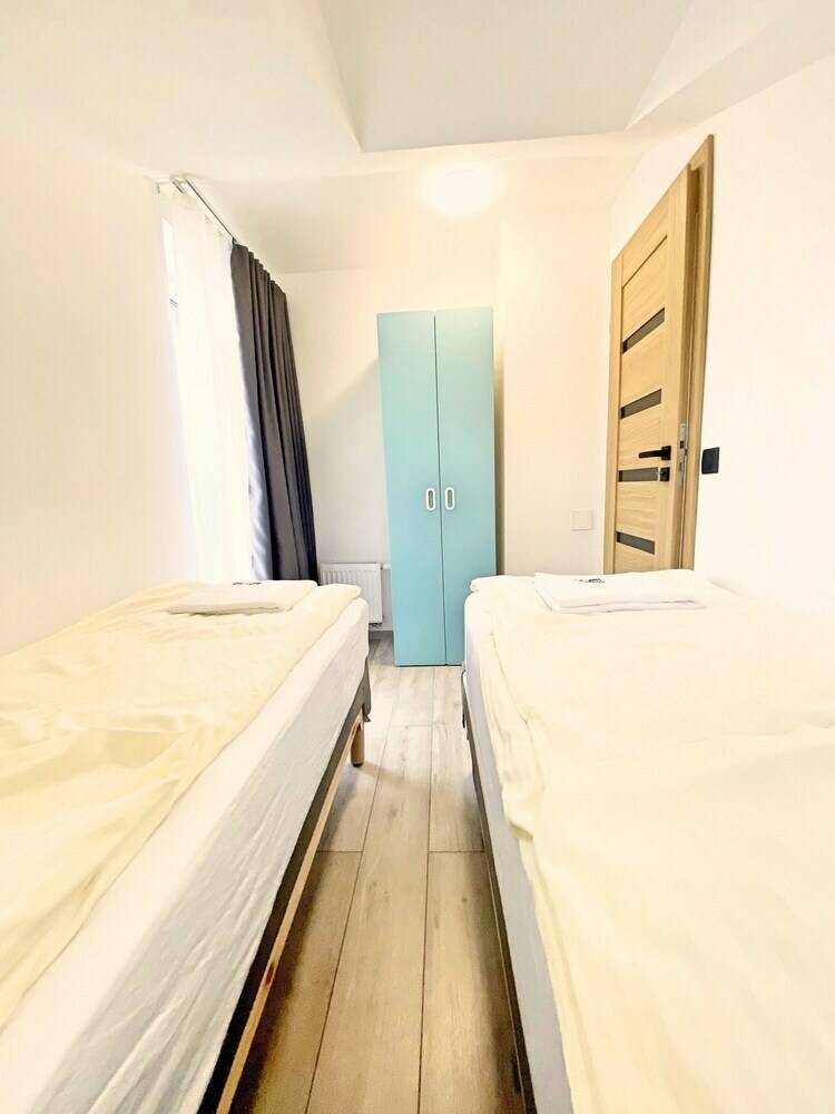 Bob Apartments