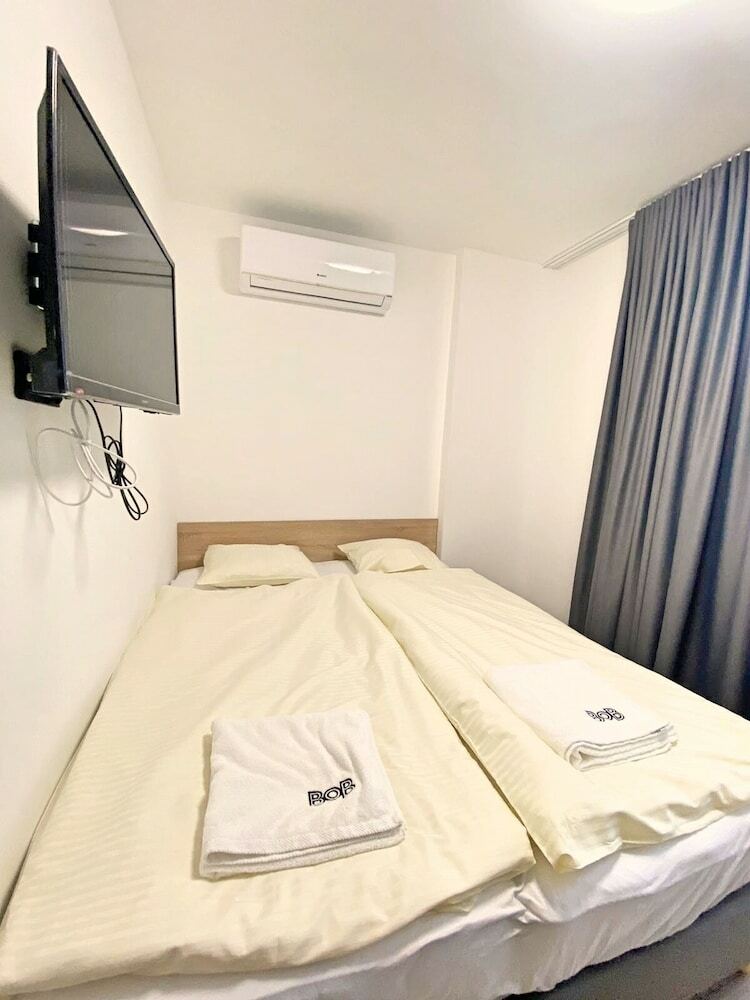 Bob Apartments