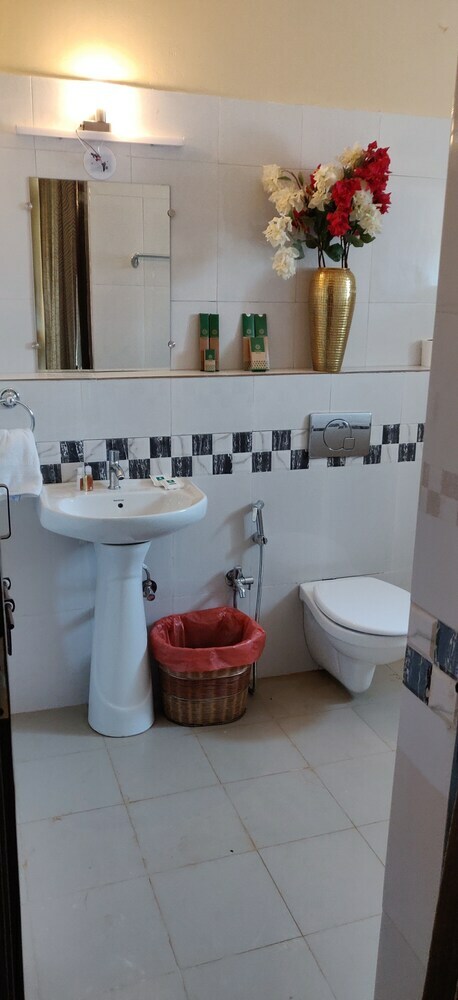 Hotel Paradise Wild Hills