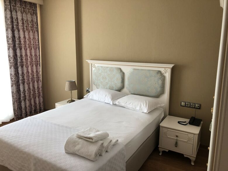 Hotel My Palace Rooms