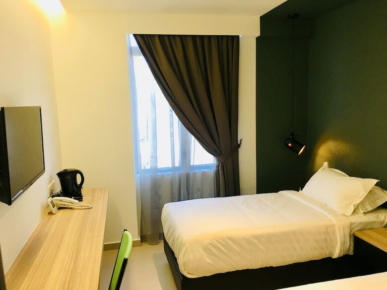 Enclave Hotel