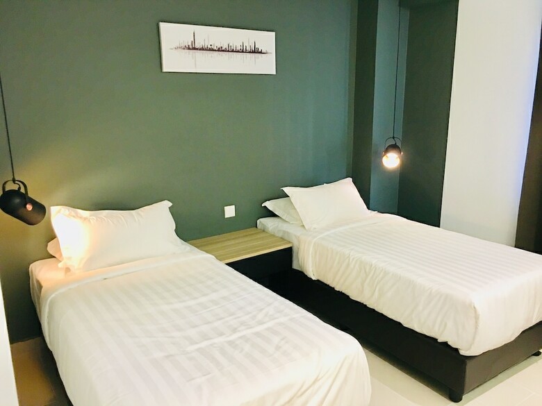 Enclave Hotel