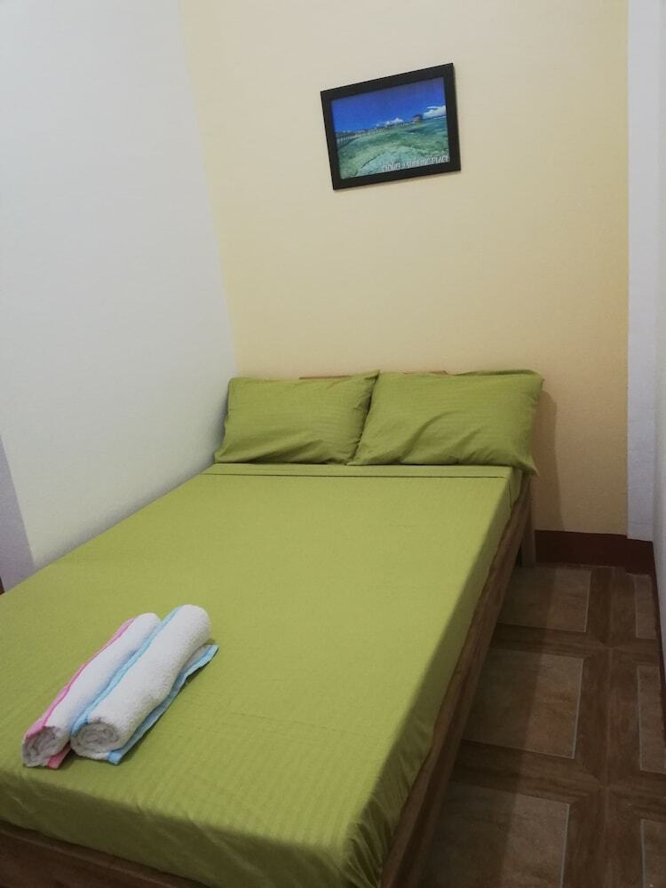 Hostal Yolly's Tourist Inn - Hostel