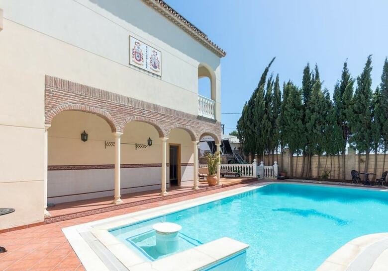 Villa Malagasuite Fancy House