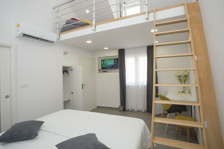 Hotel Central Old Town Rooms