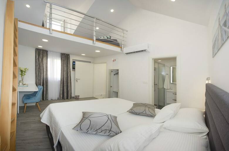 Hotel Central Old Town Rooms