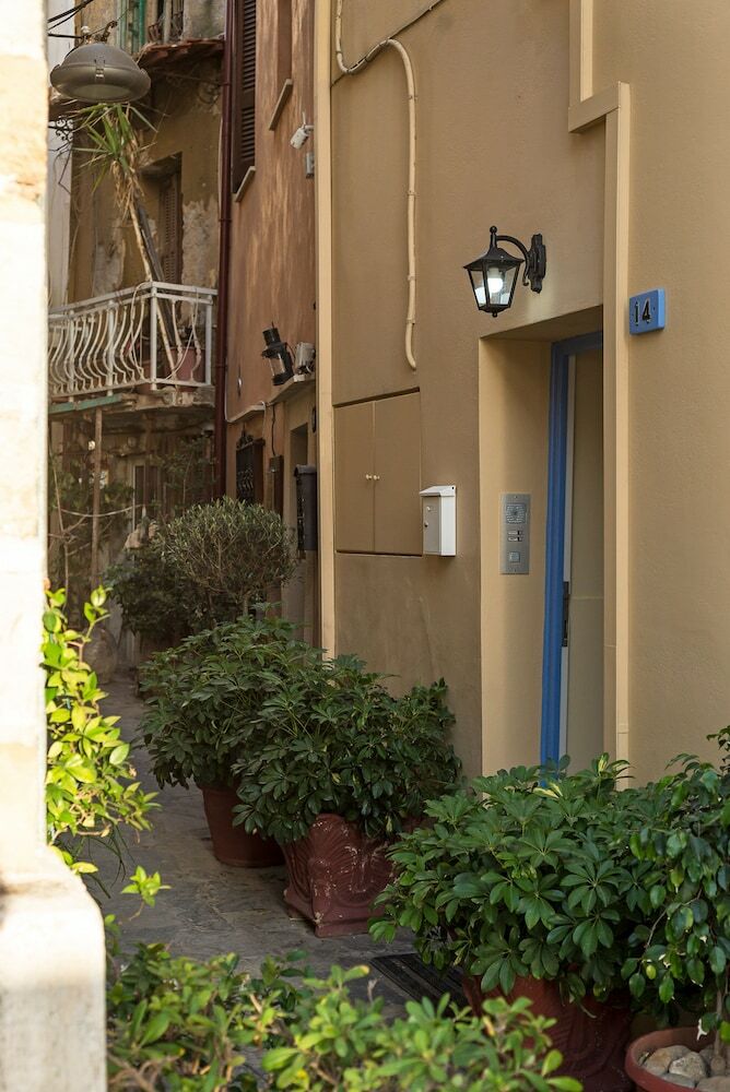 Apartamentos Casa Di Elena Venetian Old Town Home