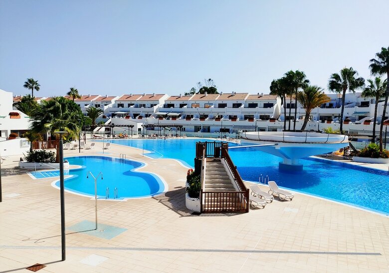 Green Apartment In Don Jose