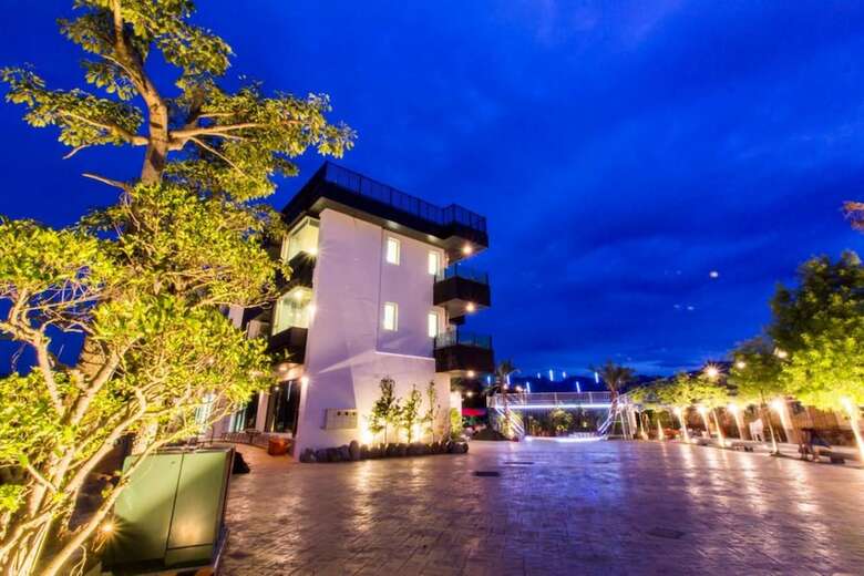 Bed & Breakfast Kano Resort