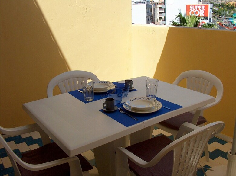 Apartamentos Central & Beach Studio In Los Cristianos