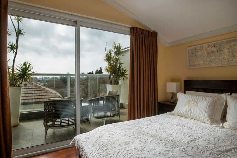 Villa Alma Suites