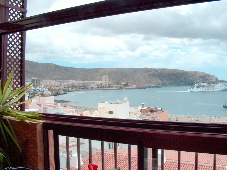 Sun And Terrace Apartment