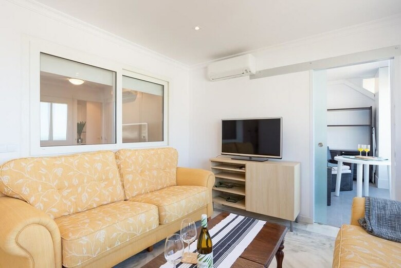 Apartamentos Malagasuite Beach Lookout