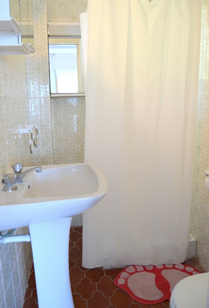 Apartamentos Studios Face � La Mer - Cala Llevado 02